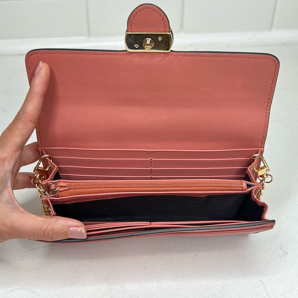 Gucci Pink Crossbody Bag - Picture 9 of 12